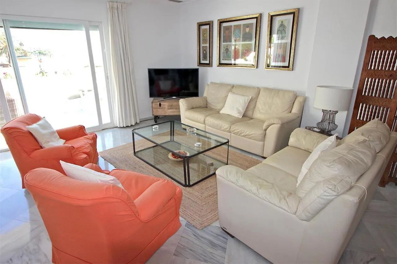 Deluxe Apartment On The Beach Marbella