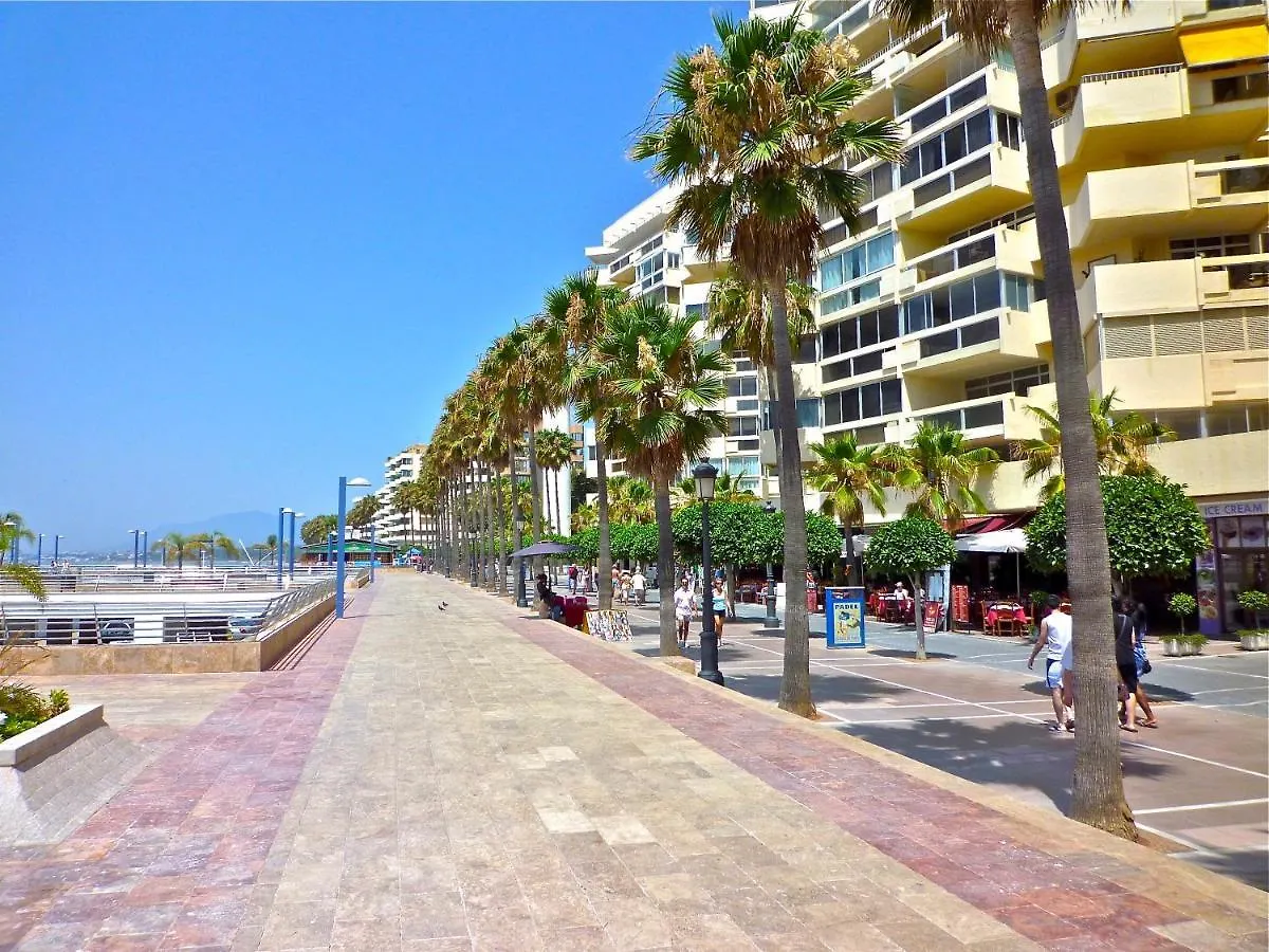 Deluxe Apartment On The Beach Marbella
