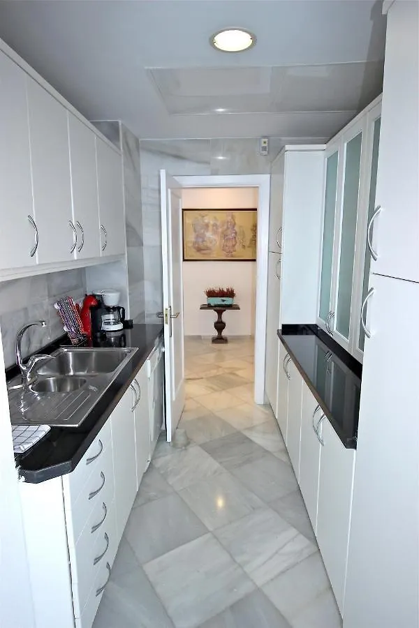 Deluxe Apartment On The Beach Marbella