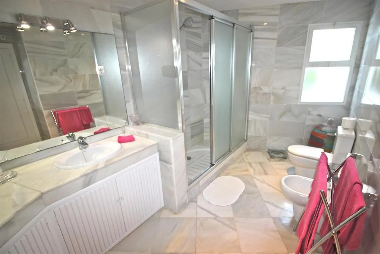 Deluxe Apartment On The Beach Marbella