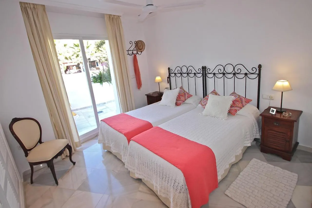 Deluxe Apartment On The Beach Marbella